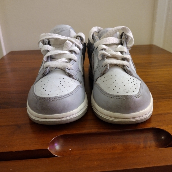 Nike Dunk Low PS in Pure Platinum/White-Wolf Grey. - Picture 2 of 8